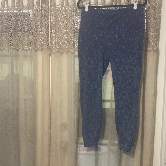 All In Motion Leggings Bundle - Picture 10 of 10